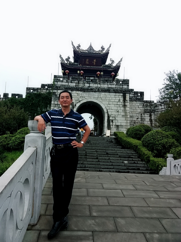真心的龙的第六张照片--长乐征婚网