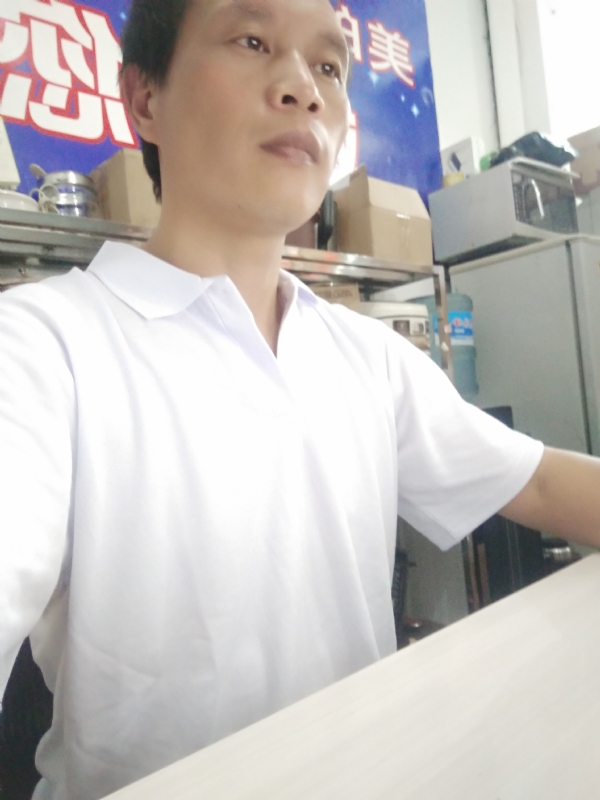 深蓝色的海的第一张照片--长乐征婚网