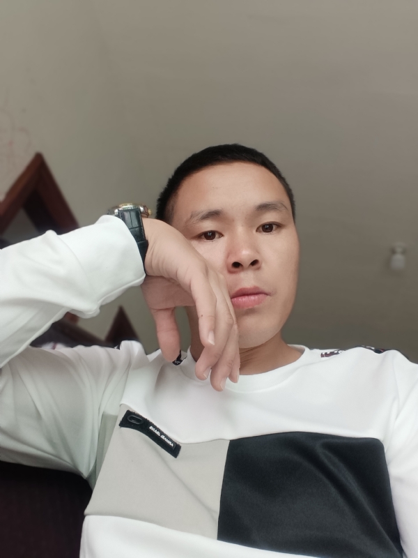 冷漠的第一张照片--长乐征婚网