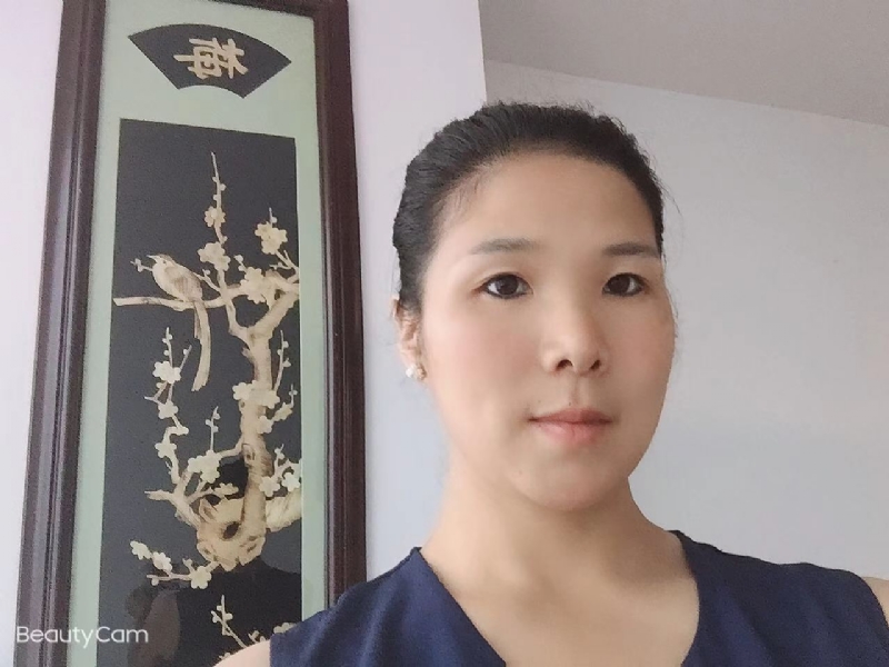 微笑的第一张照片--长乐征婚网