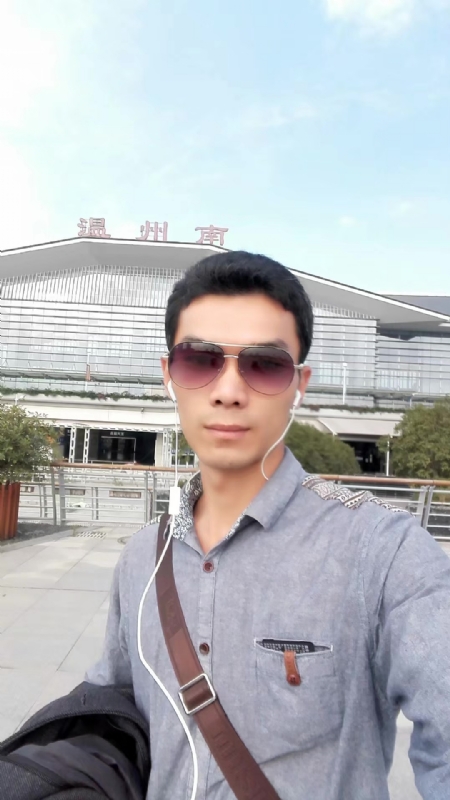 错把真心喂了狗的第三张照片--长乐征婚网