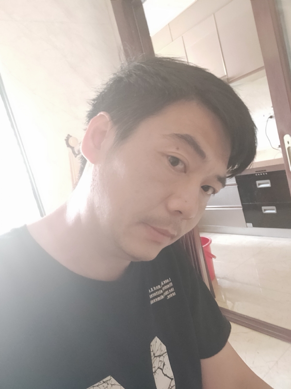 漫步的第一张照片--长乐征婚网