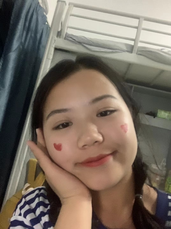 轻轻的一片云的第一张照片--长乐征婚网