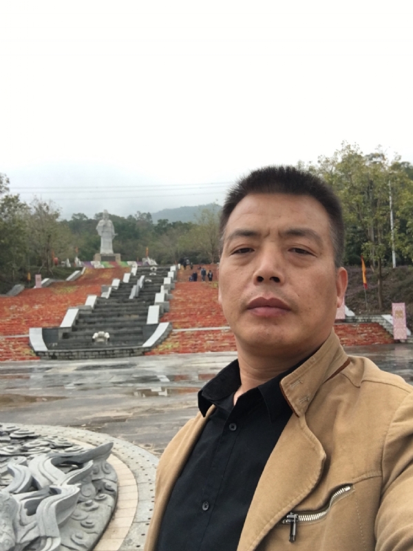 开心的松鼠的第二张照片--长乐征婚网