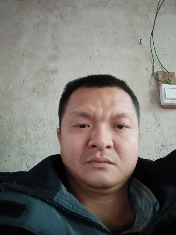 兰成龙的第二张照片--长乐征婚网