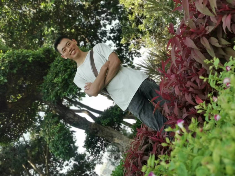 孤狼的第一张照片--长乐征婚网